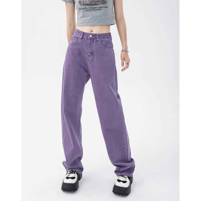 Comfortable purple jeans for women, stylish and versatile fashion essential. Perfect for casual wear, pairing effortlessly with various tops and accessories.