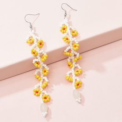 Bright yellow and white beaded floral earrings for women, handcrafted jewelry, summer accessories, boho style, perfect gift, lightweight, trendy fashion jewelry.