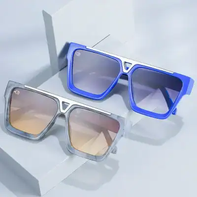 High-quality sunglasses with stylish frames for UV protection and fashion. Perfect for sun protection and a modern look, available at Monalisa Store for all your eyewear needs.