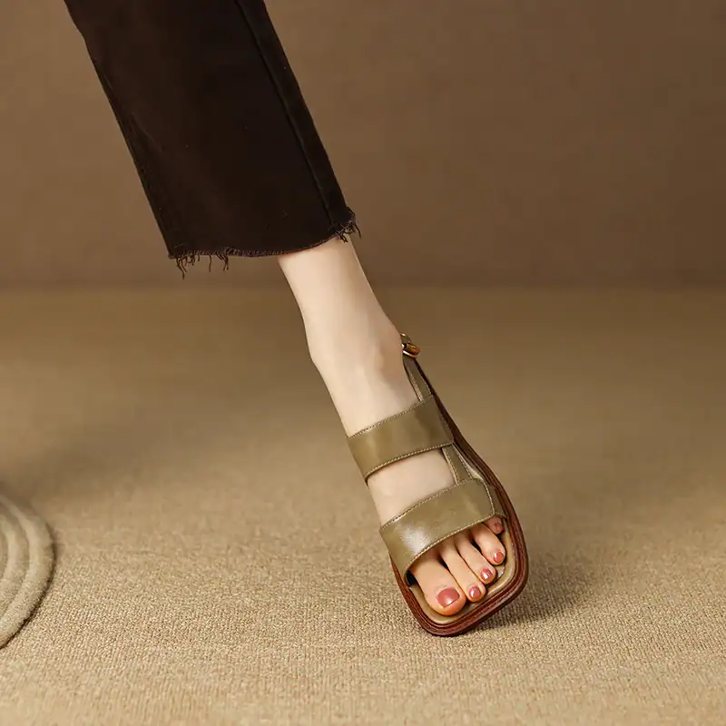 High-quality leather sandal for women, featuring comfortable straps and trendy design, perfect for casual and summer wear.
