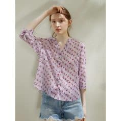 Elegant pink floral blouse for women, perfect for casual and professional wear, available at Monalisa Store. High-quality, trendy apparel to enhance your wardrobe.