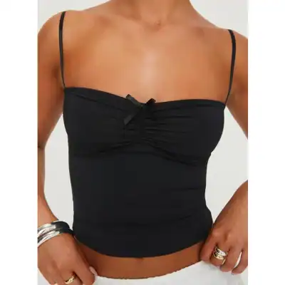 Elegant black swimsuit with ruched design and thin spaghetti straps for a stylish beach or pool look. Comfortable fit, perfect for summer vacations and swimming.