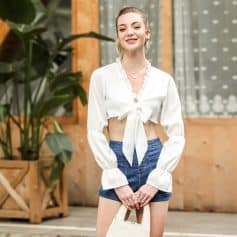 Comfortable, trendy eyewear at Monalisa Medical, offering a wide selection of stylish glasses and contact lenses for all ages. Discover quality vision solutions today.