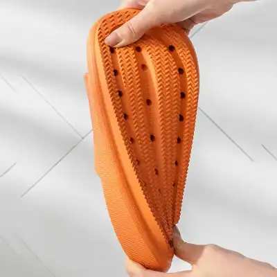 Optimized for foot support and comfort, these orthotic insoles provide excellent arch and heel cushioning for improved foot health and pain relief. Perfect for everyday use and sports activities.