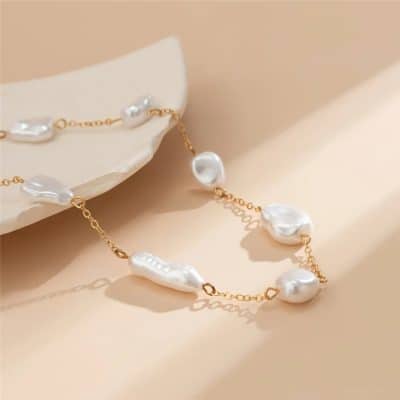 Beautiful freshwater pearl necklace with gold chain, perfect for jewelry lovers and special occasions. Shop premium pearl jewelry at Monalisa Store for timeless elegance.