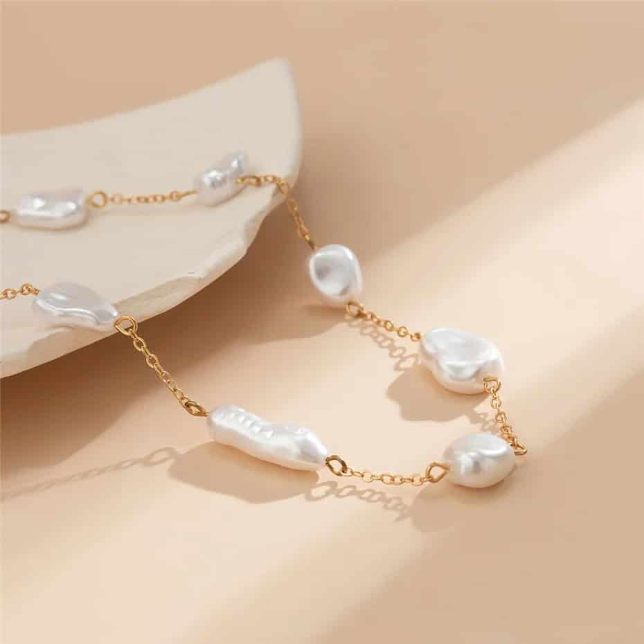 Beautiful freshwater pearl necklace with gold chain, perfect for jewelry lovers and special occasions. Shop premium pearl jewelry at Monalisa Store for timeless elegance.