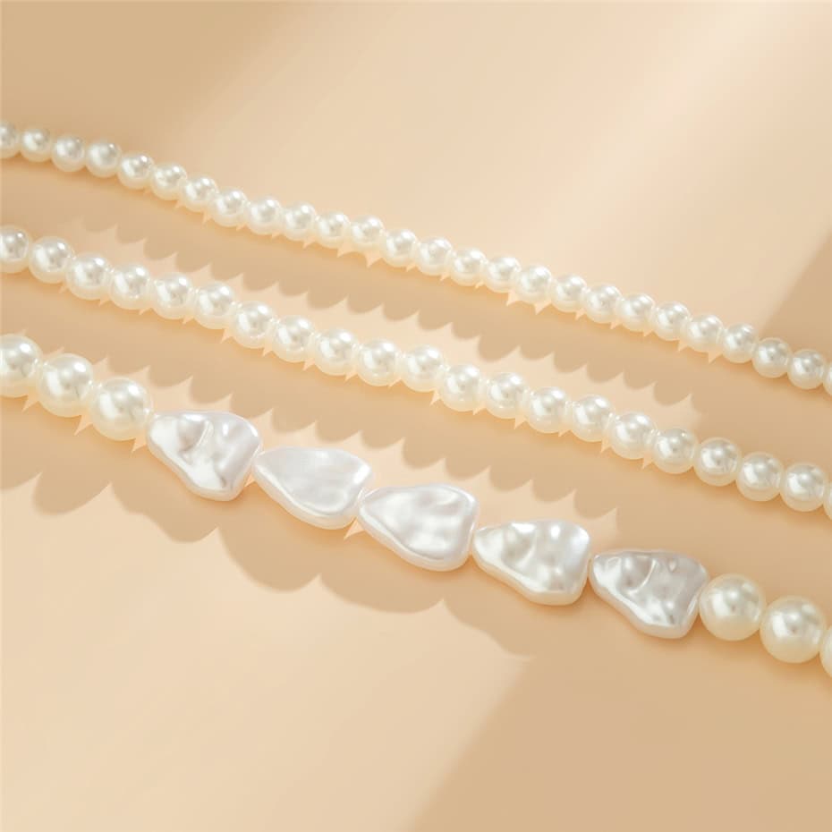 Pearl necklaces, pearl jewelry, luxury jewelry, women’s accessories, Monalisa Store premium pearls.