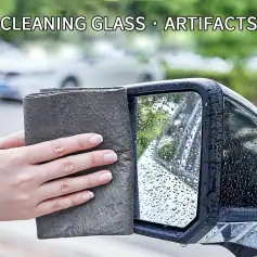 Highly effective glass cleaning solution for auto side mirrors, removing water spots, dirt, and fingerprints for a streak-free shine. Suitable for car enthusiasts and professionals.