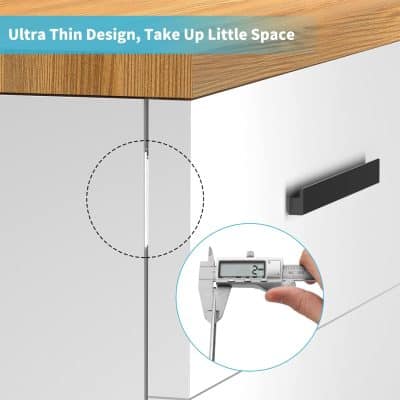 Highly durable furniture with slim profile, ideal for optometry clinics and medical offices focusing on space efficiency and modern aesthetics.