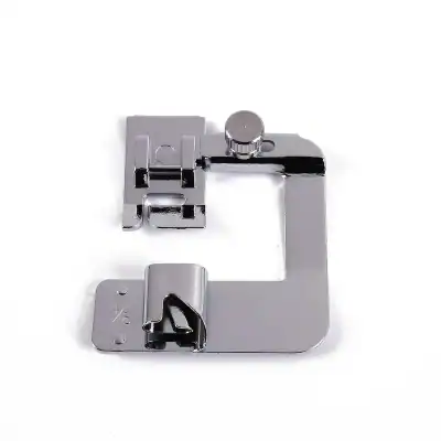 A compact, chrome-plated optical lens fitting tool used for precise alignment and assembly of eyeglass lenses. Ideal for opticians and eyewear professionals to ensure perfect fit and clarity.