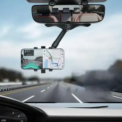 Enhanced SEO, high-quality image of in-car GPS navigation with smartphone, perfect for automotive and travel keywords.