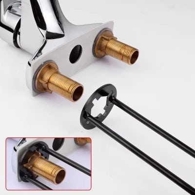 Precision eyelash extension tweezers for professional use, double-sided with anti-slip grip, ideal for precise lash application and separation. Durable, lightweight, and designed for comfortable handling.