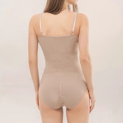 Comfortable women’s seamless tummy control shapewear with adjustable straps, perfect for creating a smooth silhouette and enhancing body confidence.