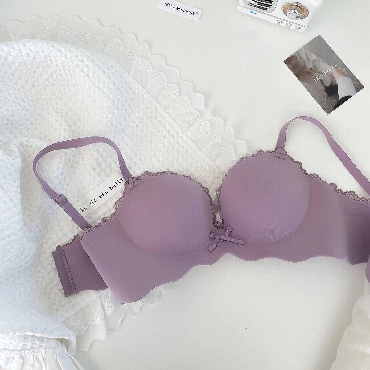 Soft lavender bra with lace details for women, perfect for everyday wear and special occasions.