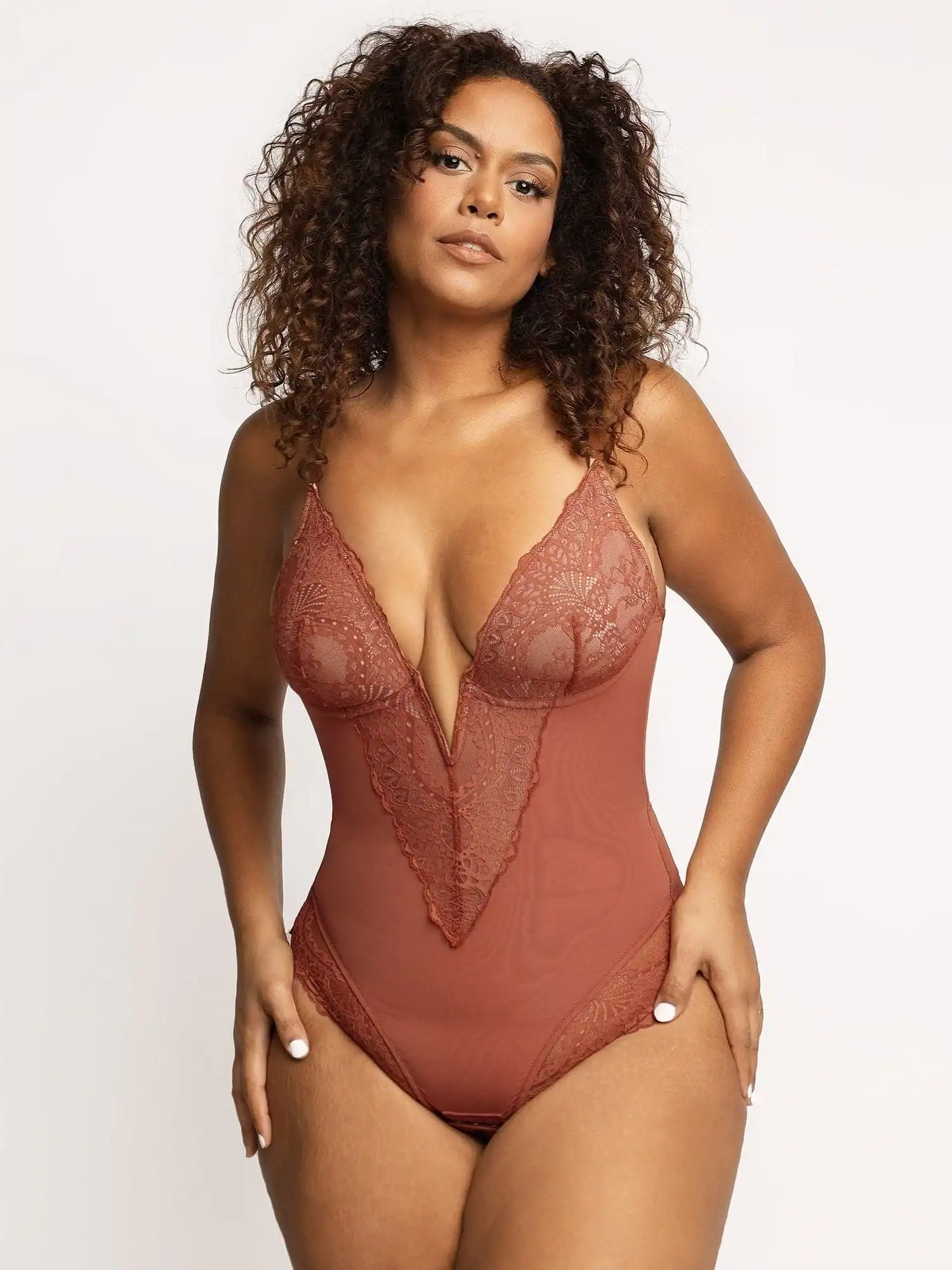 High-quality plus size lingerie with lace details, perfect for women seeking comfort and style in intimate wear. Designed to enhance curves and provide a confident, luxurious feel.