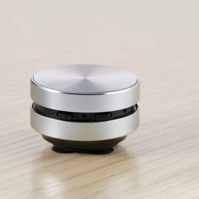 Compact ultrasonic eye cleaner for improved eye health and hygiene. Designed for easy use, offering safe, effective cleaning of contact lenses and eye accessories.