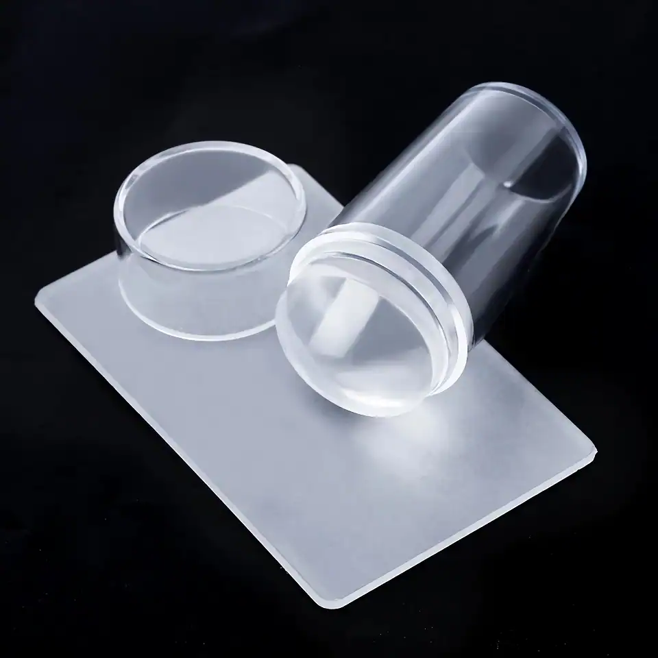 Clear acrylic storage jar for cosmetics, makeup, or skincare products, ideal for beauty salons and retail displays.