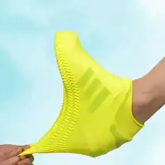 High-quality yellow ankle socks with anti-slip grip for sports and athletic activities. Perfect for yoga, running, and gym workouts. Designed for comfort and style.