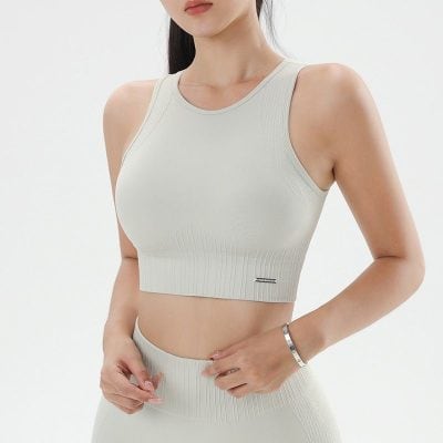 Optical seamless sports bra for women, comfortable and stylish activewear for workout and everyday wear. Perfect fit with breathable fabric and support.
