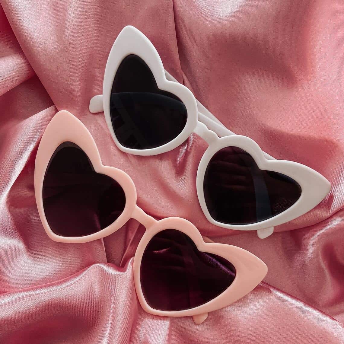 Heart-Shaped Vintage Sunglasses for Women - Image 4