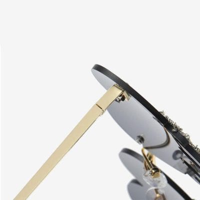 Luxury prescription glasses featuring sophisticated gold details and durable frames, perfect for enhancing vision and style.