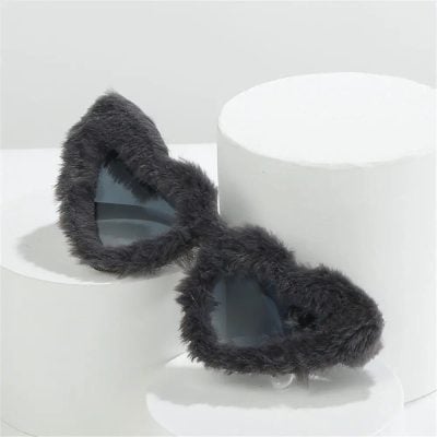 High-quality fuzzy slippers with reflective mirror soles, perfect for cozy indoor wear. Stylish, plush design offers comfort and modern flair, ideal for relaxing at home or as a gift.