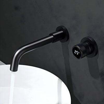 High-tech black bathroom tap with integrated digital temperature display, stylish modern design, perfect for contemporary bathrooms and ensuring precise water temperature control.