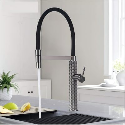 High-quality stainless steel kitchen faucet with pull-down spray head, perfect for modern kitchens, providing durability and convenience for daily use.