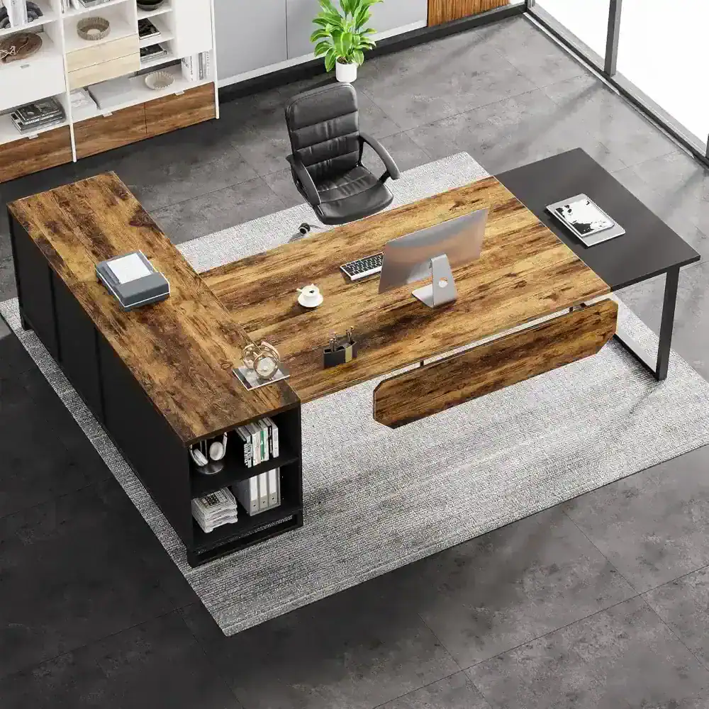 Contemporary office desk made of natural wood with black shelving, ideal for professional work environments, featuring ample surface space and storage for an efficient office setup.