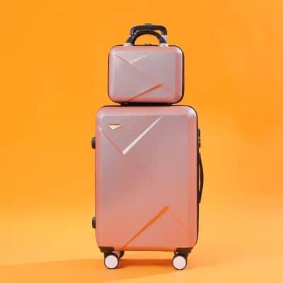 Silicone carry cases for medical masks and accessories, highlighting durability and portability for health care professionals and travelers.