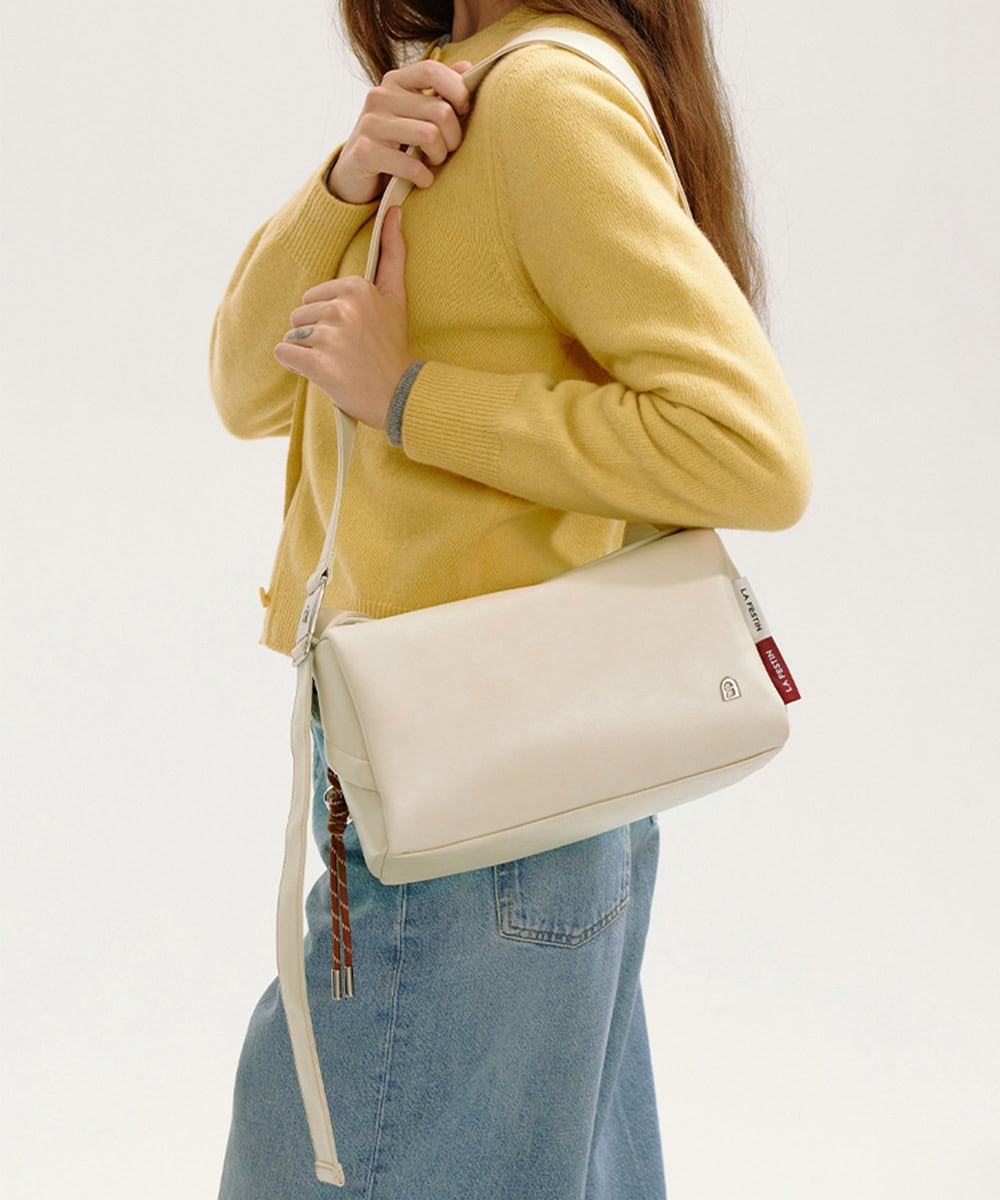 White tote bag with red and gray accents, ideal for everyday casual or professional use, featuring stylish design and practical size from Monalisa Store.