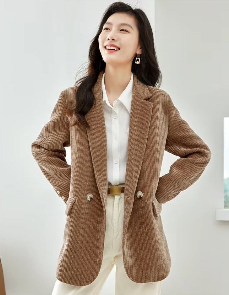 Double-breasted brown corduroy blazer, white blouse, cream pants, stylish women's fashion outfit from Monalisa Store, ideal for professional and elegant looks in the latest clothing collection.