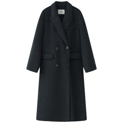 Luxurious black wool coat featuring a tailored double-breasted design, perfect for stylish winter wear and enhancing your fashion statement. Ideal for formal or casual occasions.