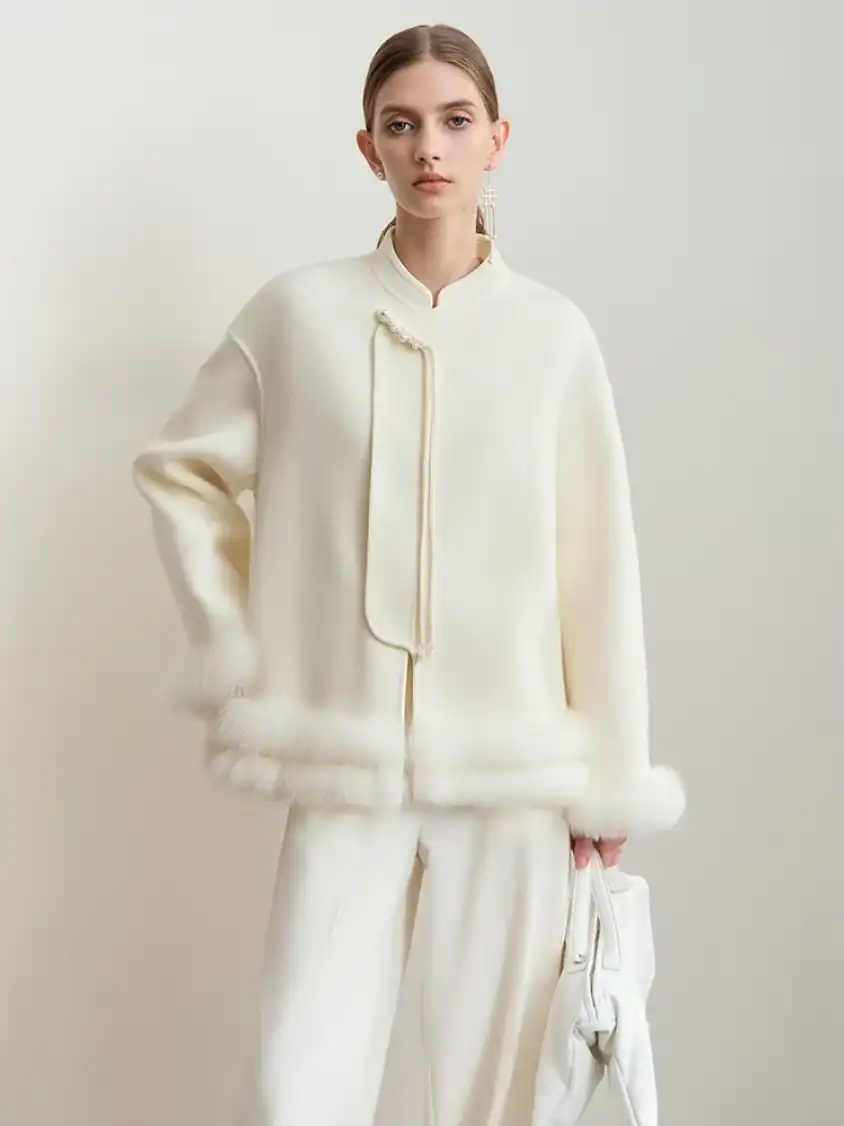 Luxury white fashion set, modern minimalistic style, elegant women’s clothing with casual yet chic design, Monalisa Store, comfortable and stylish outfit, sophisticated look for women, high-quality fabric, contemporary casual wear, trendy fashion statement, versatile wardrobe essential, premium clothing for women.