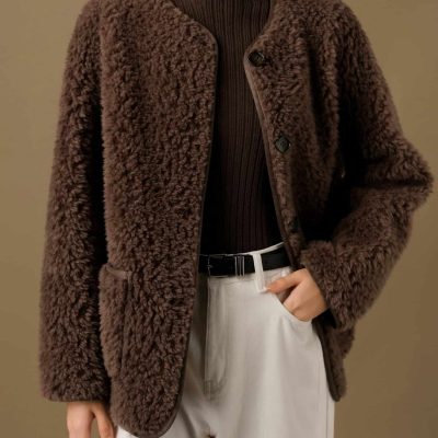 Cozy brown faux fur jacket on a female model from Monalisa Store, perfect for winter fashion. High-quality, stylish, and warm, ideal for casual and elegant outfits. Discover premium outerwear at Monalisa Medical.