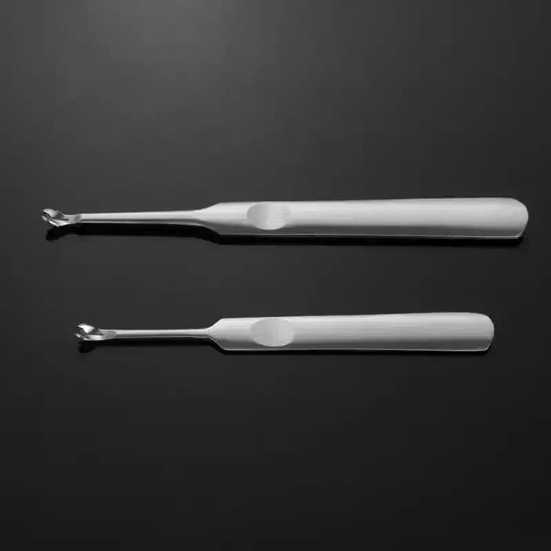 Reusable dental scaler tools for professional oral hygiene and periodontal treatment, featuring ergonomic design and precision tips. Perfect for dental clinics and hygienists.