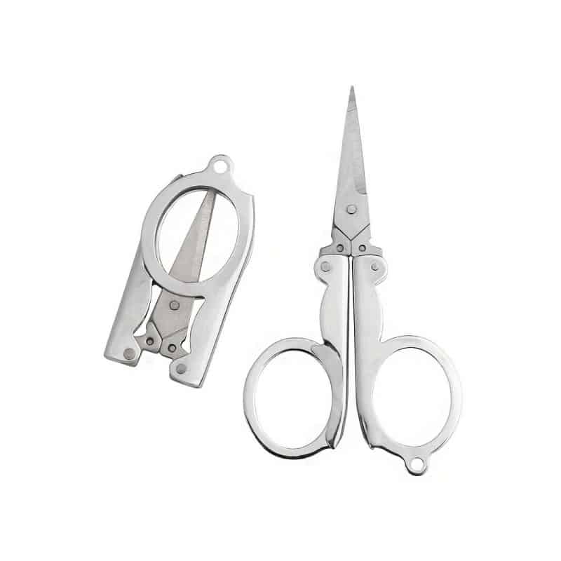Steel eyelash curlers for eye makeup and beauty grooming with precision and comfort.