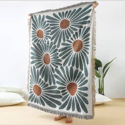 Vibrant floral patterned decorative rug with daisy design on a minimalist interior setup. Perfect for enhancing home decor with unique, artistic accents from Monalisa Store.
