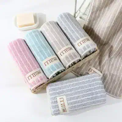 Soothing striped hand towels in pastel pink, blue, and gray, ideal for spa, beauty, or skincare routines. Perfect for salons, clinics, and home use focusing on comfort and hygiene.