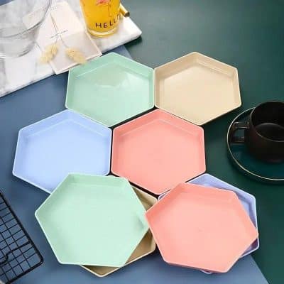 Hexagon-shaped pastel color dinner plates for home dining, stylish and elegant tableware from Monalisa Store inspiring modern decor for gatherings and special occasions.