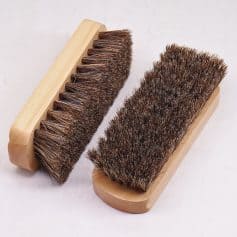 Sturdy wooden shoe cleaning brushes with natural bristles for effective shoe care and maintenance. Perfect for polishing, scrubbing, and cleaning various footwear types.