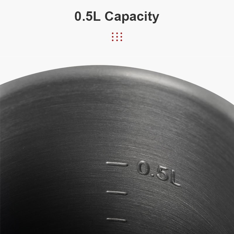 0.5L capacity measuring cup for kitchen and cooking needs.