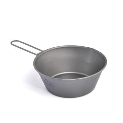 Aluminum camping frying pan with handle, non-stick surface for outdoor cooking, lightweight and durable, ideal for camping, hiking, and backpacking adventures.