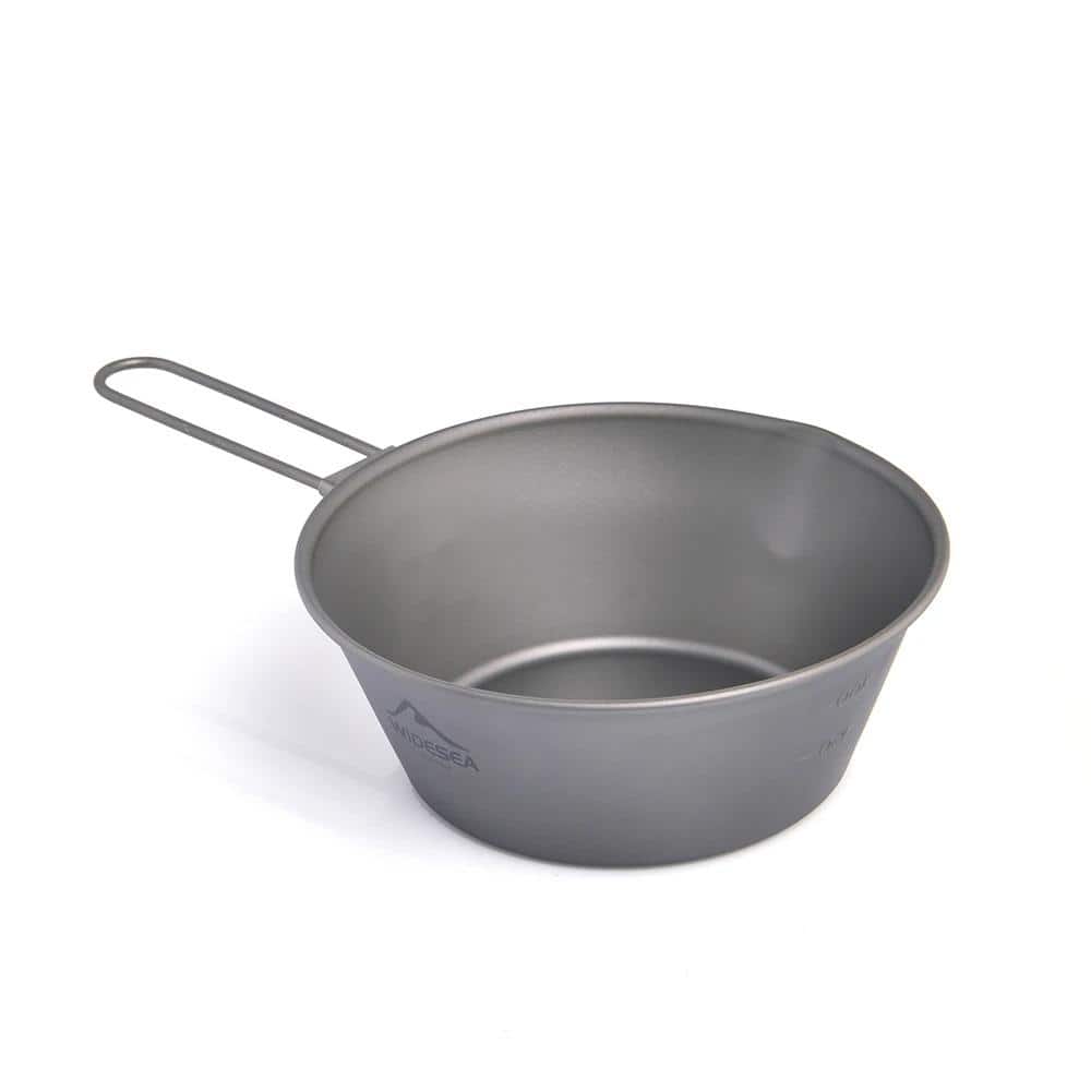 Aluminum camping frying pan with handle, non-stick surface for outdoor cooking, lightweight and durable, ideal for camping, hiking, and backpacking adventures.