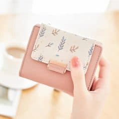 Pink floral wallet with card holder, perfect for women’s accessories and everyday use at Monalisa Store.
