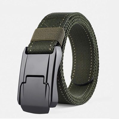 High-quality tactical nylon belt with sturdy metal buckle for durable men's accessories.