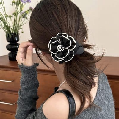 Flower hair accessory for women, black and white floral hair clip, elegant hair jewelry, hair decoration for special occasions, Monalisa Store opt.