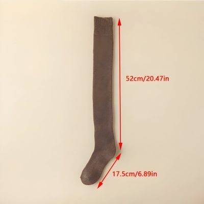 Compression sock for leg support and circulation improvement, measuring 52cm in length and 17.5cm in width, ideal for medical and wellness needs.