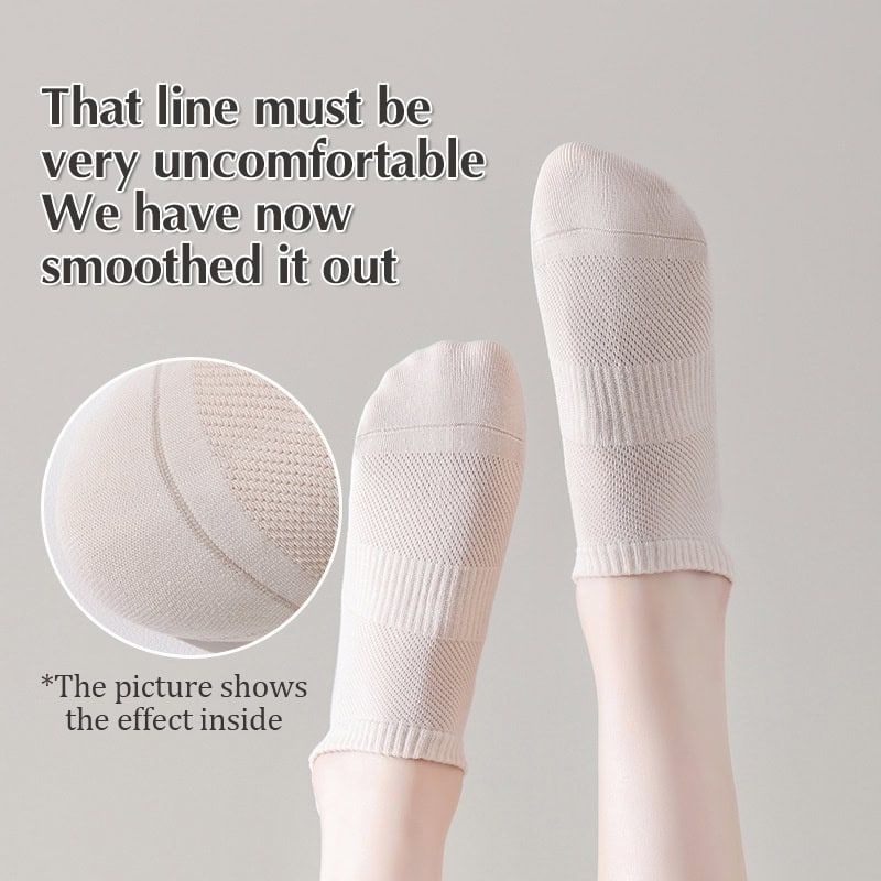 Soft, seamless white compression socks designed for comfort and support, ideal for medical and sports use, showcased at Monalisa Store.