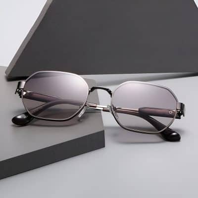 Sunglasses featuring a sleek metal frame and tinted lenses, perfect for stylish eye protection; ideal for high-quality eyewear offerings at Monalisa Store.